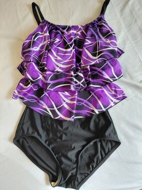 T.H.E. Womens Purple Tiered Ruffle Tank One-Piece Slimming Swimsuit Sz 8